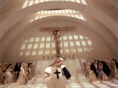 ‘Demon’ de Ken Russell recebe primeira exibição pública – Cannes