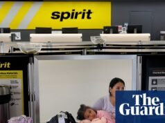 Fechamento da Spirit Airlines: como chegar em casa e obter reembolso | Notícias dos EUA