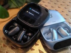 Os novos fones de ouvido repletos de recursos da Anker vêm em dois formatos com uma tela no case. Mas não se distraia com o mundo exterior, porque notícias interessantes podem ser encontradas nos bastidores e no seu telefone.