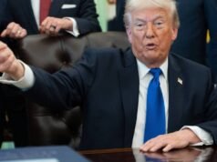 Donald Trump diz que aumentará tarifas sobre carros europeus para 25 por cento