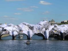 NAS FOTOS | “Espetacular!”: Paris descobre a transformada Pont Neuf