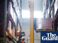 Empresas britânicas estão suspendendo investimentos e contratações enquanto a guerra no Irã aumenta os custos, alertam os patrões | Negócios