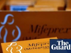 Fabricante de pílulas abortivas pede à Suprema Corte dos EUA que suspenda a proibição de acesso por correspondência | Aborto