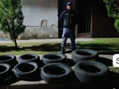 Apreensão de pneus sem documentação em Puerto Eva Perón