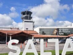 Eles encontraram as duas meninas desaparecidas no aeroporto de Salta