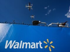 O Walmart está conquistando uma gama mais ampla de consumidores, mas a incerteza global está obscurecendo as perspectivas para os varejistas