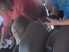 EM VÍDEO | Cinco adolescentes evitaram o pior ao salvar motorista de ônibus que desmaiou ao volante