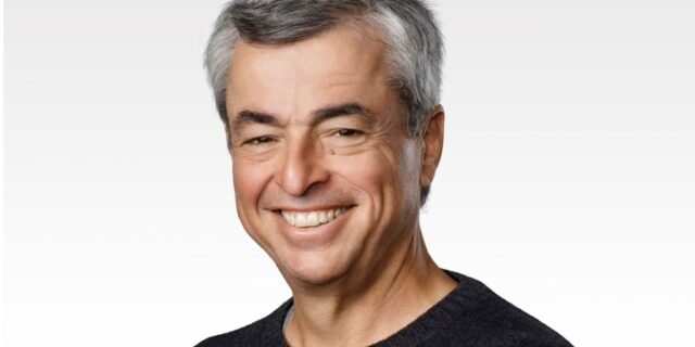 Eddy-Cue.jpg