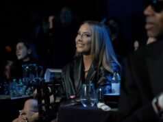 A filha de Eminem, Hailie Jade Scott, compartilha uma linda nova foto de seu filho Elliot como um mini porta-alianças em um smoking minúsculo