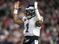Jalen Hurts, New Eagles OC está pousando com o pé direito