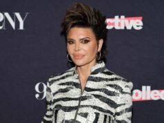 Lisa Rinna revela uma segunda transformação dramática no cabelo, apenas dois dias após sua reforma Bombshell Blonde