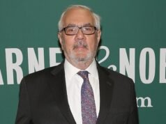 Quem foi Barney Frank? 5 coisas para saber sobre um legislador e ativista – Hollywood Life
