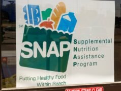 Os beneficiários do SNAP caíram 660.000 em um mês