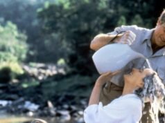 Meryl Streep ataca Robert Redford na cena da lavagem de cabelo em Out of Africa