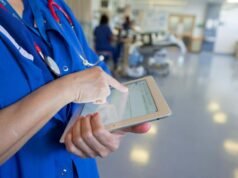 NHS England corre para esconder software por medo de hacking de IA