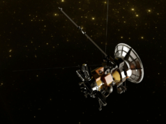 As sondas Voyager da NASA ainda sobrevivem hoje no espaço interestelar profundo com códigos antigos que ninguém mais entende completamente.