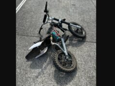 Um motorista de Vancouver bateu intencionalmente em dois adolescentes em bicicletas sujas, disseram as autoridades