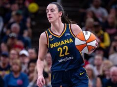Caitlin Clark retorna de lesão nas costas para liderar Valquírias na Fever 90-82