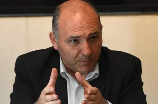 carmona.jpg