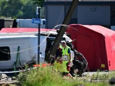 Muitas pessoas morreram depois que um trem colidiu com um ônibus escolar na Bélgica: relatório