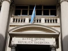 BCRA acumula mais dólares e reservas voltam a superar a economia de US$ 45 bilhões l intransigente