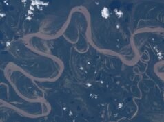 Foto do rio da floresta amazônica tirada do espaço em 30 de abril de 2026