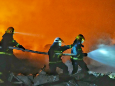 21 pessoas morreram e 61 ficaram feridas na explosão de uma fábrica de fogos de artifício na China, diz mídia estatal