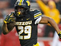 Mizzou Football: tiro de RB Ahmad Hardy, em condição estável