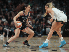 O Portland Fire revidou antes de cair para o Chicago Sky na estreia da WNBA