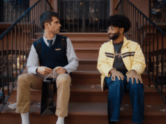 “Crítica de ‘The Travel Companion’: Um bromance dá errado.”