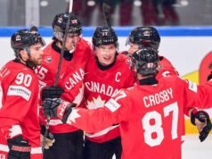 A equipe dos EUA caiu para o Canadá no Mundial, mas uma raspagem olímpica mantém os americanos no topo do hóquei