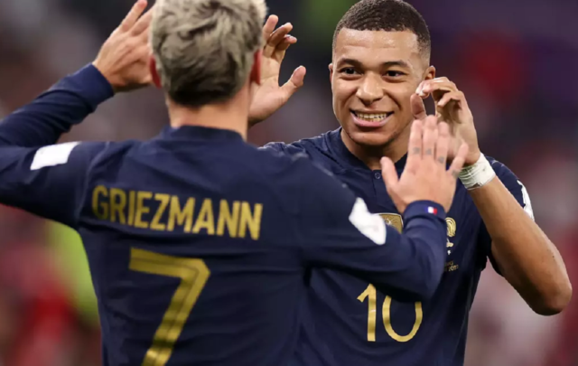 mbappe-griezmann-francia.png