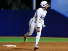 “Bruin Magic” aparece no retorno épico do softball da UCLA
