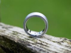Oura apresenta recursos de saúde hormonal com controle de natalidade e monitoramento da menopausa.