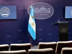 A sala de imprensa da Casa Rosada reabre e Adorni dá conferência