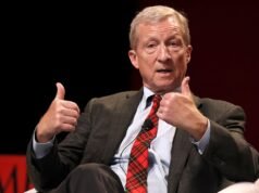 O bilionário Tom Steyer apoia atletas trans no debate sobre esportes no ensino médio
