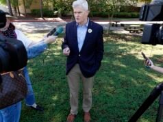 Bill Cassidy; Ébola; Show aéreo Musk vs. Idaho: NPR