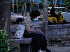 Os iranianos estão online novamente após meses de paralisação: NPR